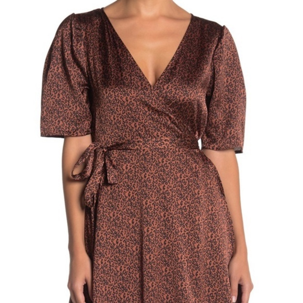 Bobeau
Leopard Print High/Low Wrap Dress